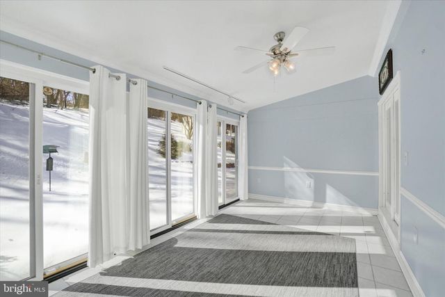 2976 HONEY VALLEY RD, Dallastown, PA 17313