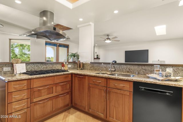 1053 E SANDPIPER Drive, Tempe, AZ 85283