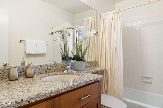 1053 E SANDPIPER Drive, Tempe, AZ 85283