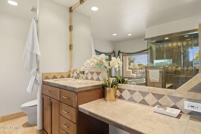 1053 E SANDPIPER Drive, Tempe, AZ 85283