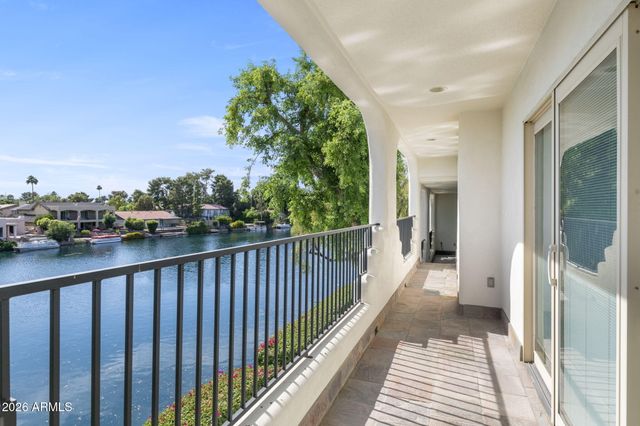 1053 E SANDPIPER Drive, Tempe, AZ 85283