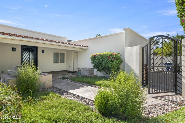 1053 E SANDPIPER Drive, Tempe, AZ 85283