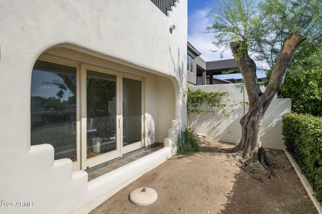 1053 E SANDPIPER Drive, Tempe, AZ 85283