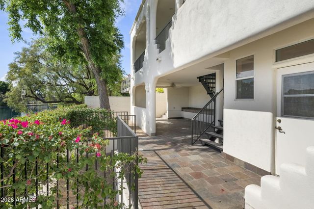 1053 E SANDPIPER Drive, Tempe, AZ 85283