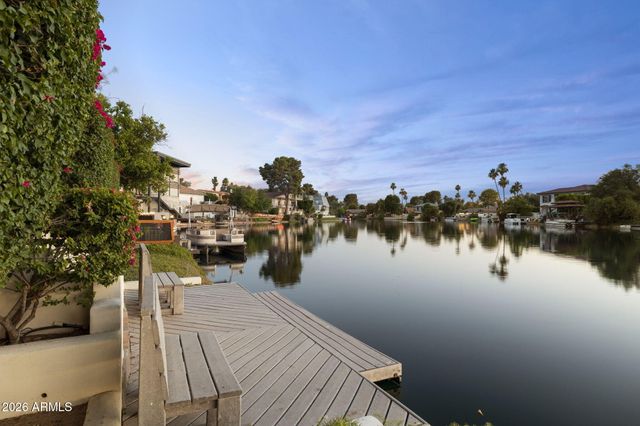 1053 E SANDPIPER Drive, Tempe, AZ 85283
