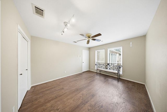 11122 Braes Forest Drive, Houston, TX 77071