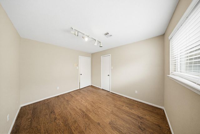 11122 Braes Forest Drive, Houston, TX 77071