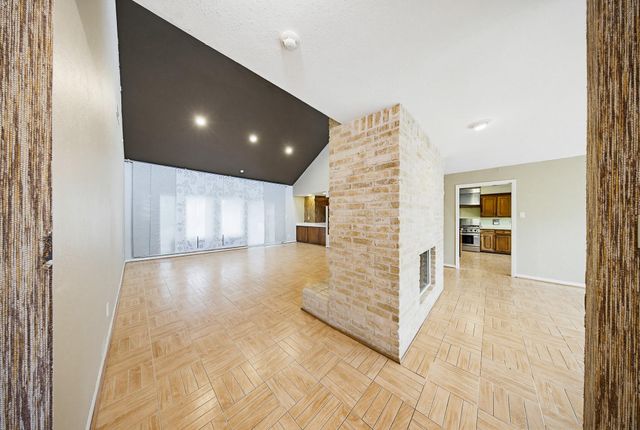 11122 Braes Forest Drive, Houston, TX 77071