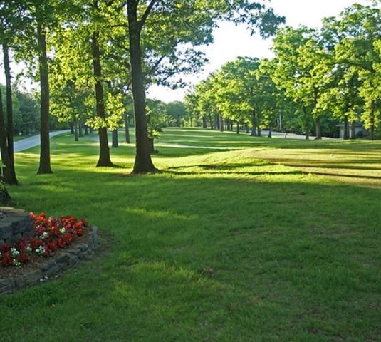 12 Cypress Point Lane, Holiday Island, AR 72631
