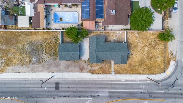 1807 W Avenue K8, Lancaster, CA 93534