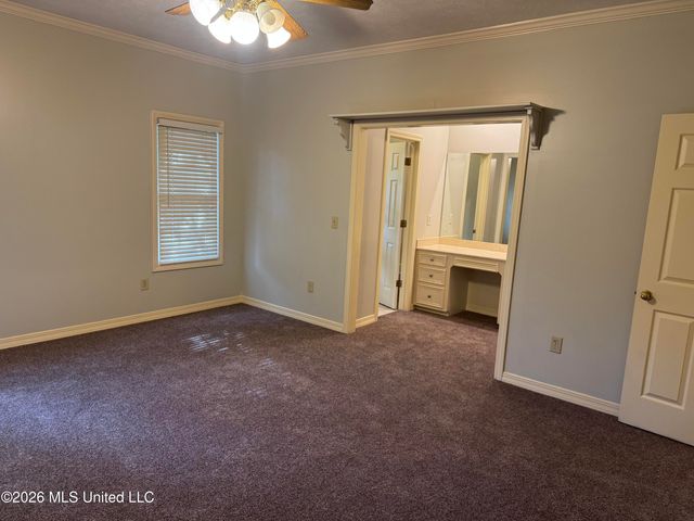 102 Country Cove Drive, Clinton, MS 39056