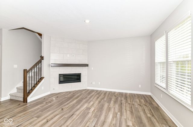 6872 Sunstone Place, Carmel, IN 46033