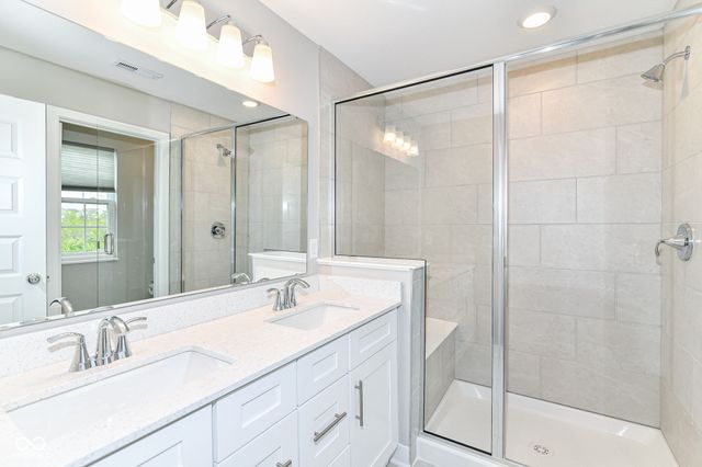 6872 Sunstone Place, Carmel, IN 46033