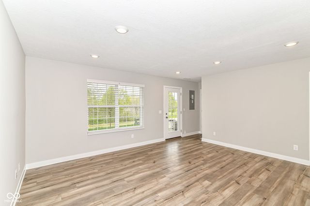 6872 Sunstone Place, Carmel, IN 46033