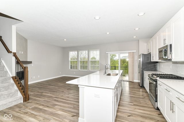 6872 Sunstone Place, Carmel, IN 46033