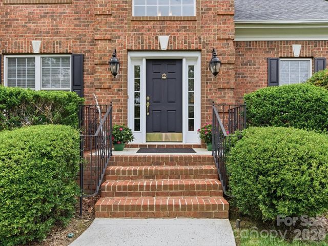 8404 Denholme Drive, Waxhaw, NC 28173