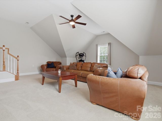8404 Denholme Drive, Waxhaw, NC 28173