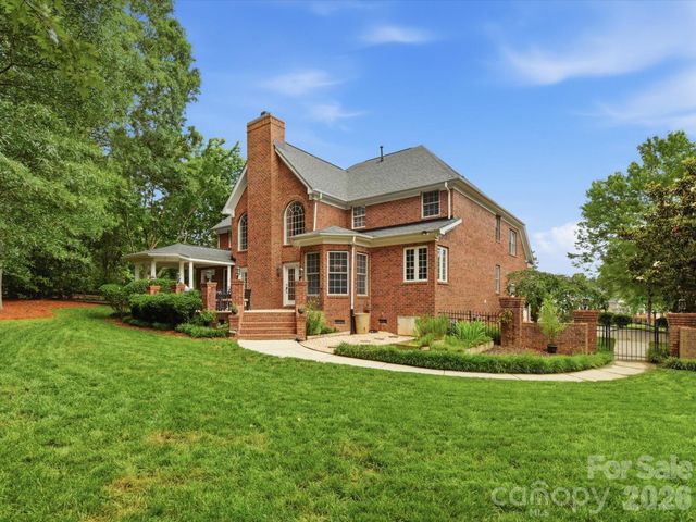 8404 Denholme Drive, Waxhaw, NC 28173