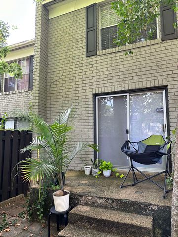 1625 Centerville Rd Apt 42, Tallahassee, FL 32308