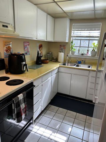 1625 Centerville Rd Apt 42, Tallahassee, FL 32308