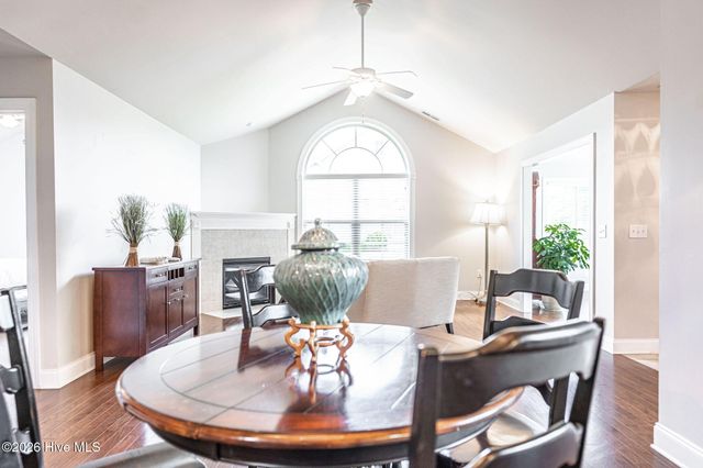 107 W Chelsea Court, Southern Pines, NC 28387