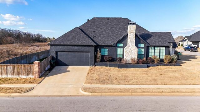 3157 Salado Creek Dr, Tyler, TX 75703