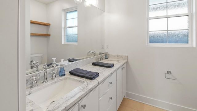 3157 Salado Creek Dr, Tyler, TX 75703