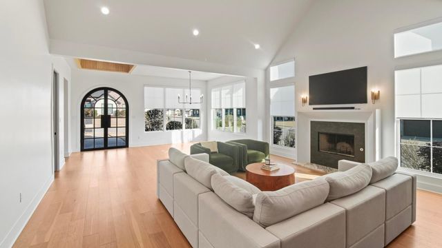 3157 Salado Creek Dr, Tyler, TX 75703