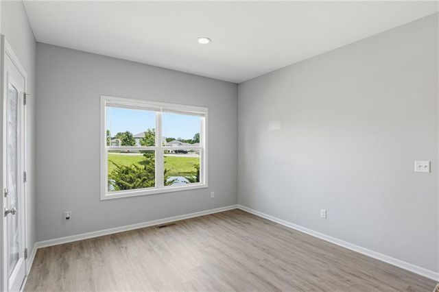 21709 N Ridge Court, Peculiar, MO 64078