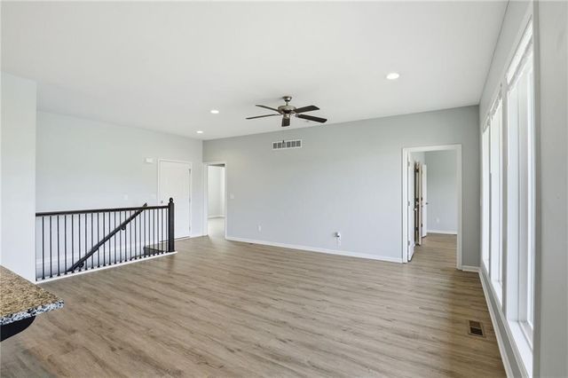 21709 N Ridge Court, Peculiar, MO 64078