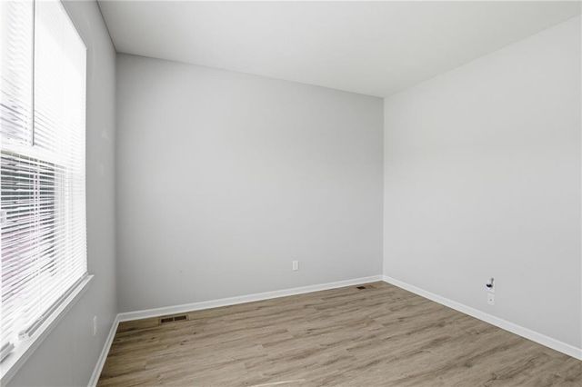 21709 N Ridge Court, Peculiar, MO 64078
