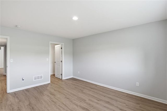 21709 N Ridge Court, Peculiar, MO 64078