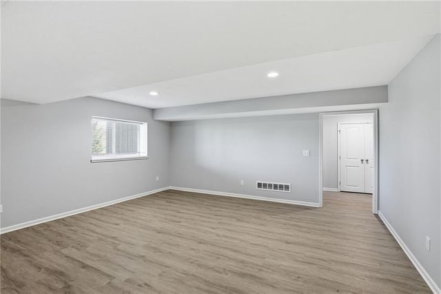 21709 N Ridge Court, Peculiar, MO 64078