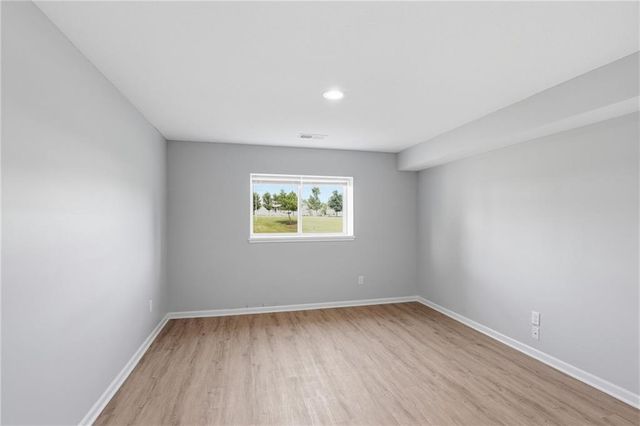 21709 N Ridge Court, Peculiar, MO 64078