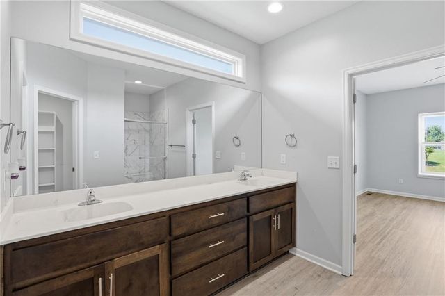 21709 N Ridge Court, Peculiar, MO 64078