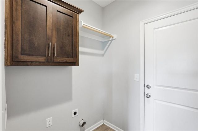 21709 N Ridge Court, Peculiar, MO 64078
