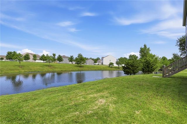 21709 N Ridge Court, Peculiar, MO 64078