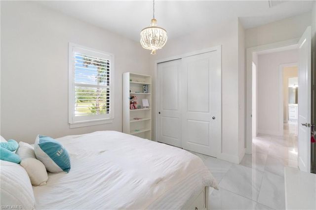 3160 Safe Harbor DR, Naples, FL 34117