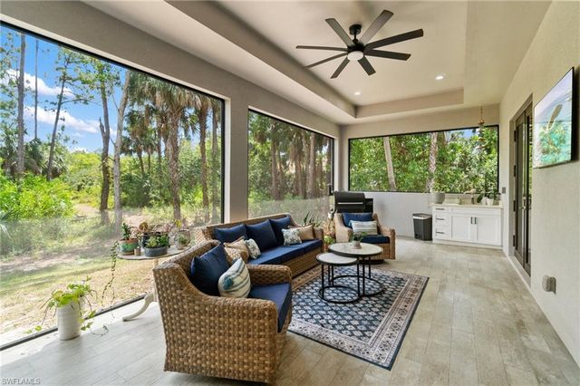 3160 Safe Harbor DR, Naples, FL 34117