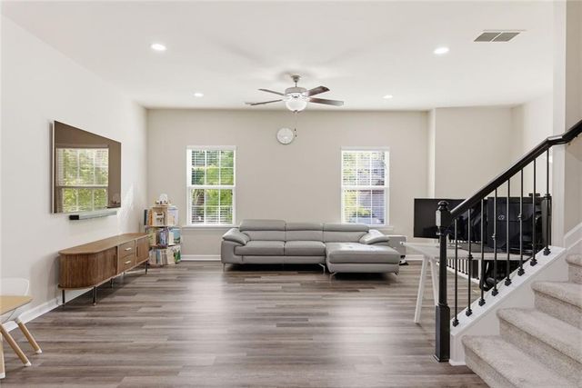 4322 Buford Valley, Buford, GA 30518