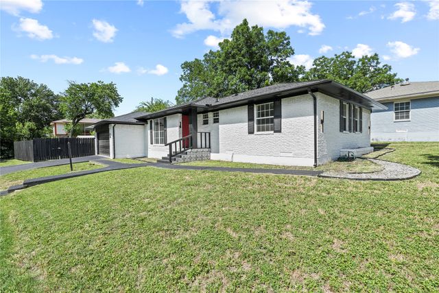 3423 W Clarendon Drive, Dallas, TX 75211