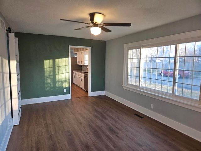 1432 S Martinson, Wichita, KS 67213