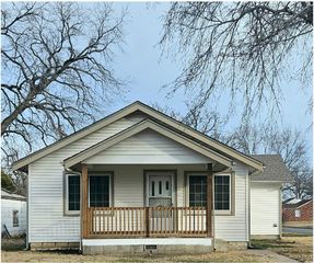 1432 S Martinson, Wichita, KS 67213