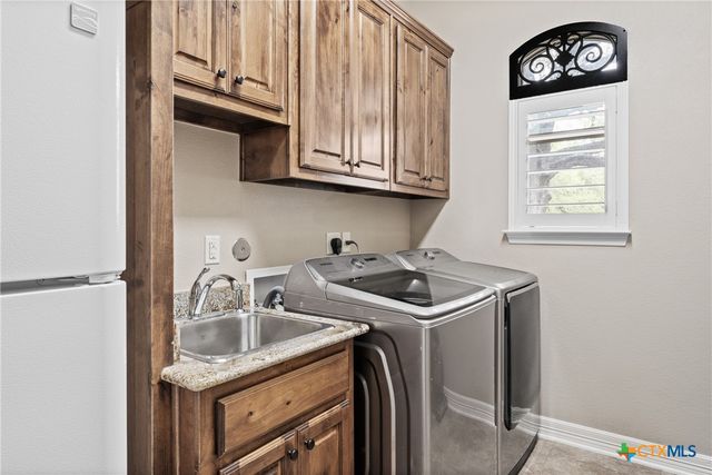 2016 The Creeks Drive, Salado, TX 76571
