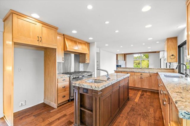 625 N Hopper Rd, Modesto, CA 95357