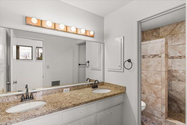 625 N Hopper Rd, Modesto, CA 95357