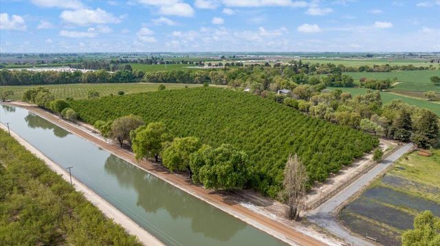 625 N Hopper Rd, Modesto, CA 95357