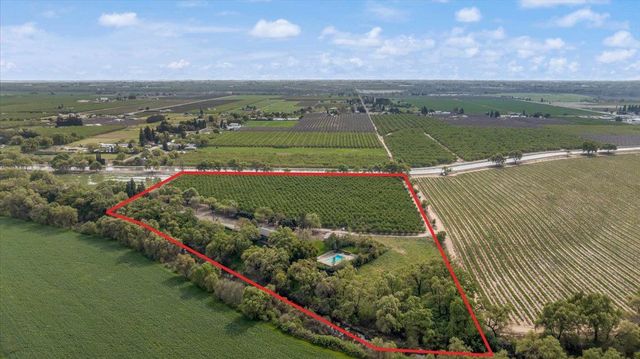 625 N Hopper Rd, Modesto, CA 95357