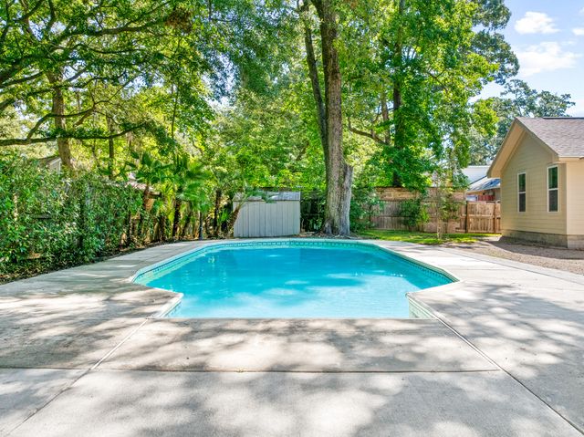 29 Hillcreek Boulevard, James Island, SC 29412