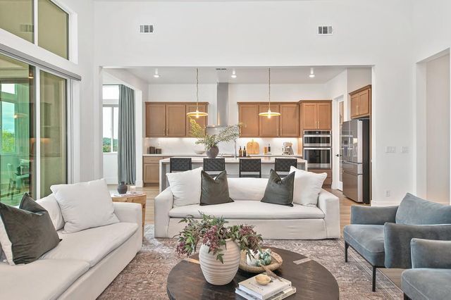 200 Pryor Ct, Rescue, CA 95672